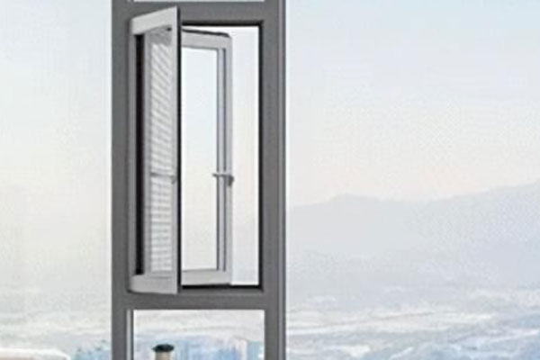木系统窗和铝系统窗差别是什么，那个更值得安装